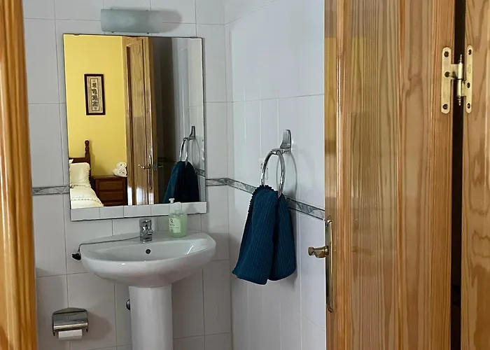 펜션 Espejo Del Tietar - La Comodidad De Banos En *