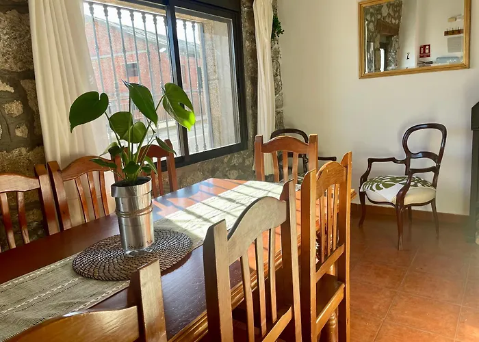 펜션 Espejo Del Tietar - La Comodidad De Banos En Pedro Bernardo