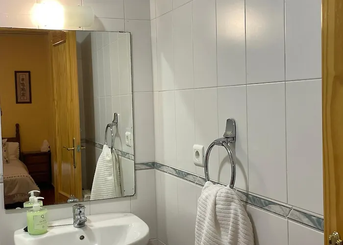Espejo Del Tietar - La Comodidad De Banos En 펜션 *