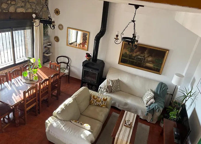 펜션 Espejo Del Tietar - La Comodidad De Banos En Pedro Bernardo