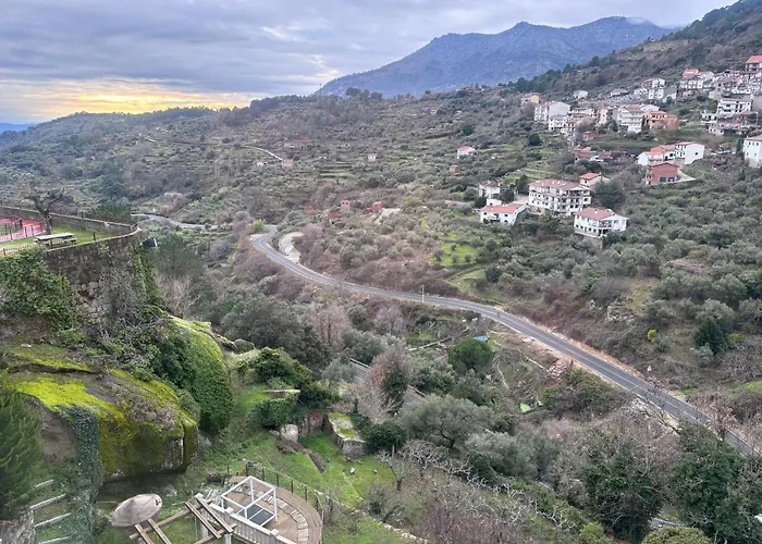 Espejo Del Tietar - La Comodidad De Banos En * Pedro Bernardo